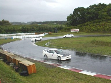 �J���̃A�^�b�N�R